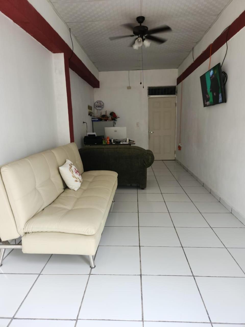 Aparta Hotel Palmerola Comayagua Bagian luar foto