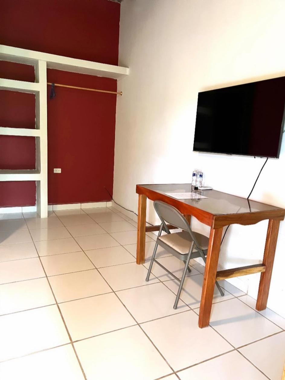 Aparta Hotel Palmerola Comayagua Bagian luar foto